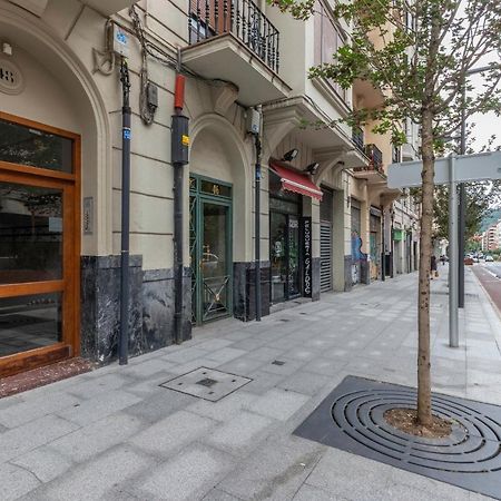 Apartamento La Alameda De Indautxu Бильбао Экстерьер фото